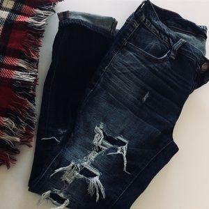 American Eagle Outfitters Ripped Jeans - Size 8
